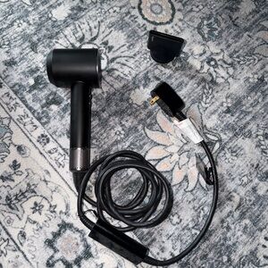 Dyson Black Hair Dryer with Attachments